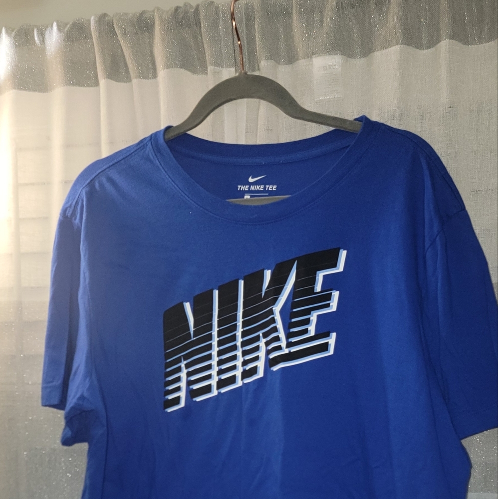 Men's Nike T-shirt